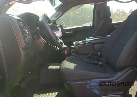 2021 Chevrolet Silverado K1500 Custom из США, поврежденный, VIN 1GCPYBEKXMZ400081